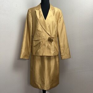 J. Rose Skirt‎ Suit Set Women's 12 Gold Bow Hidden Buttons Artsy Professional